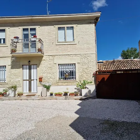 La Casa Di Mimmo Guest house Gradara